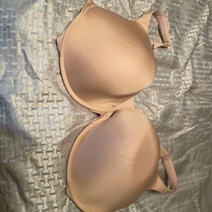 Cacique cream color. Sz. 44G. Boost plunge. used